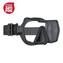 Salvimar Drake black single-lens mask with adjustable elastic strap, viewed from an angle